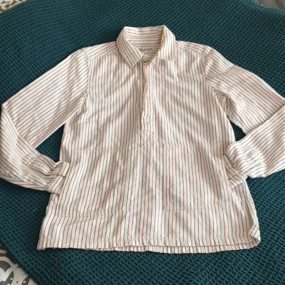 Madewell half button two pocket neutral with red & blue pinstripe XS